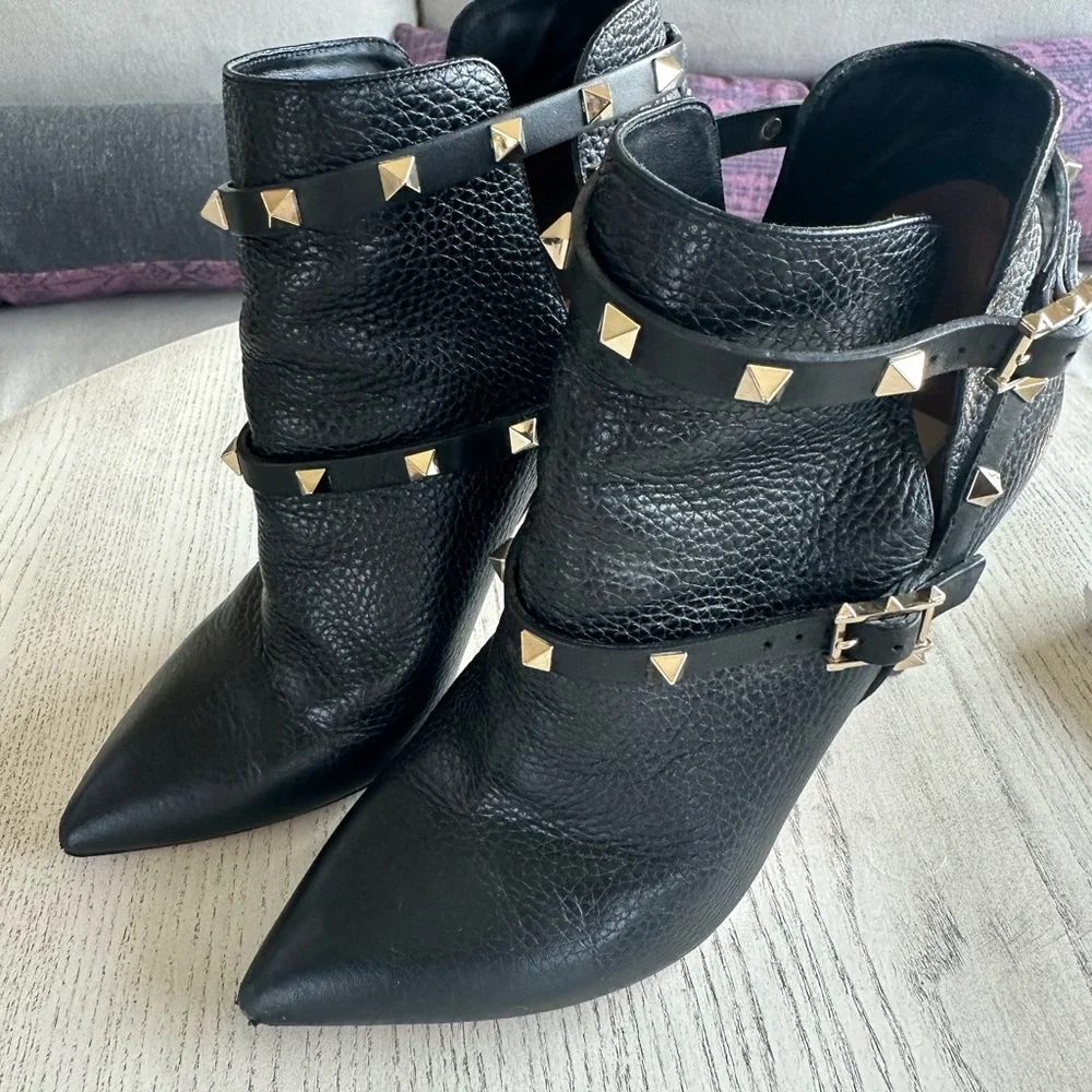 Valentino Rockstud Boot - Picture 3 of 6